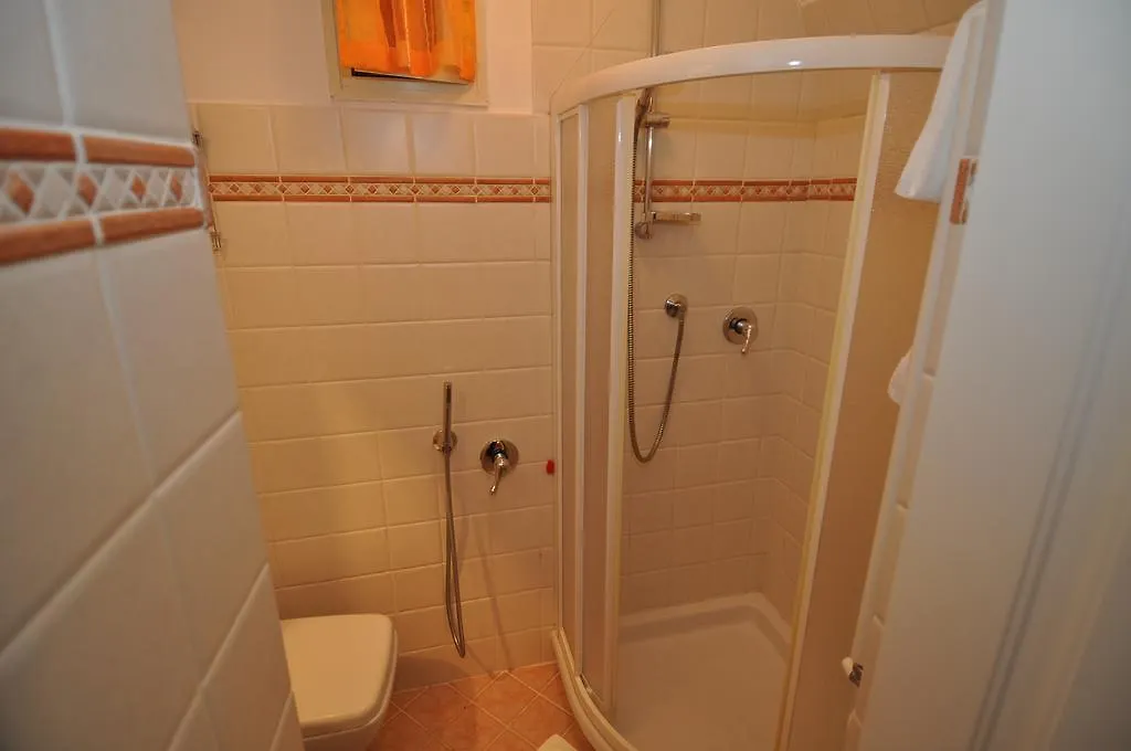 Sandra Villa Rooms Corniglia 3*,