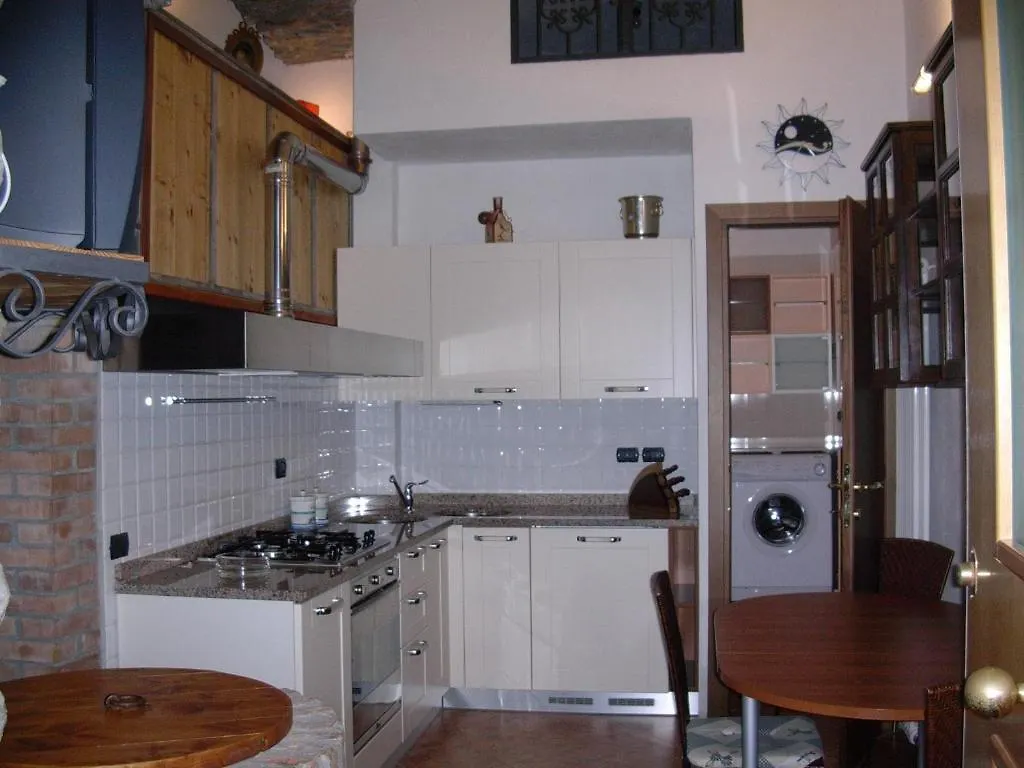 Sandra Villa Rooms Corniglia Guest house
